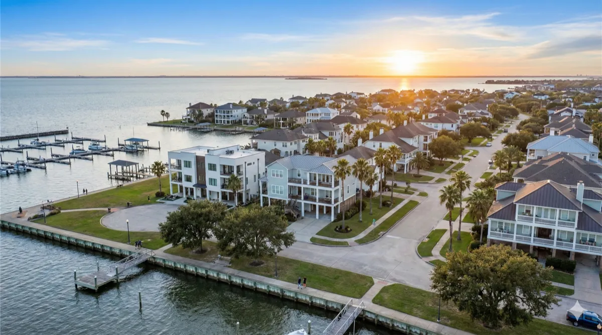 League City, Texas waterfront homes and marina at sunset
